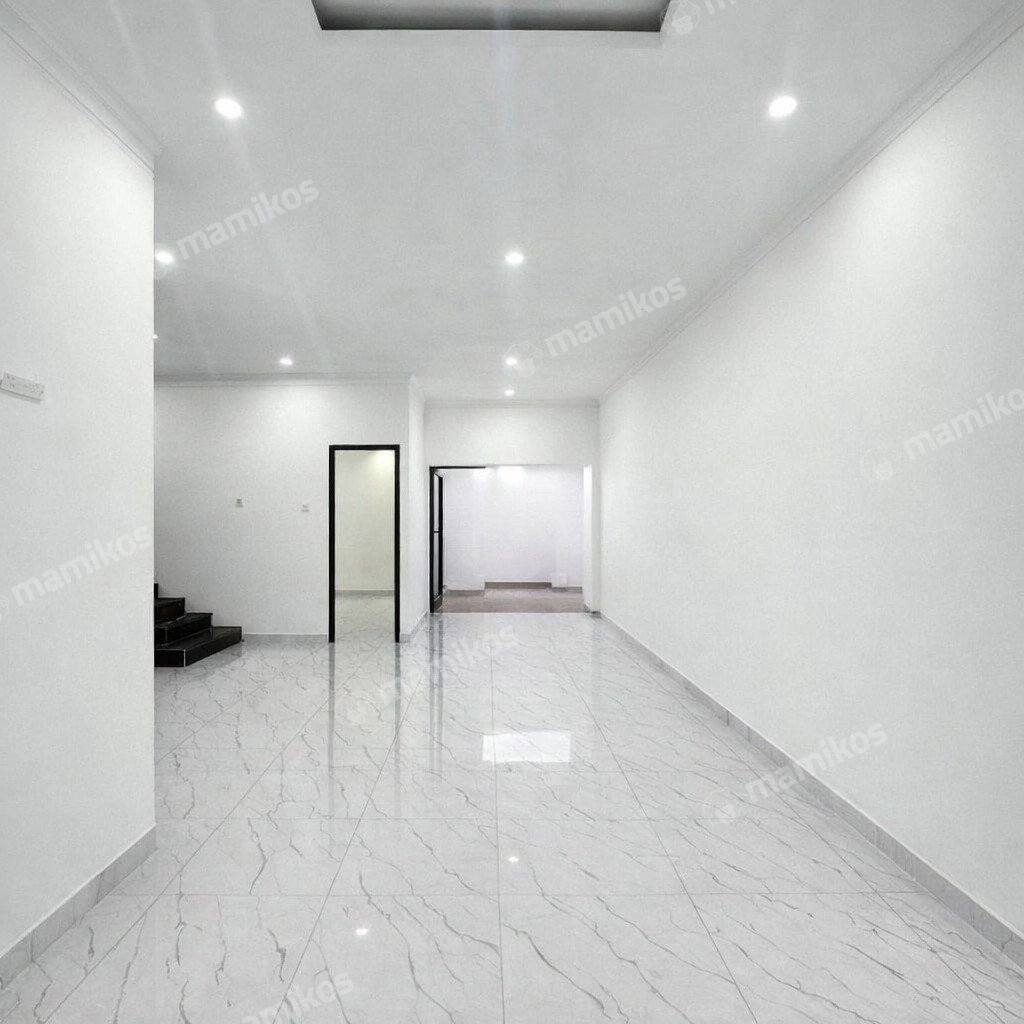 Rumah Sertifikat SHM 5 Kamar Tidur 5 Kamar Mandi Duren Sawit Jakarta Timur - Photo 2