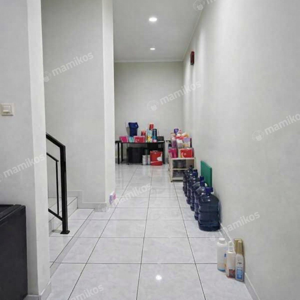 Rumah Sertifikat SHM 4 Kamar Tidur 4 Kamar Mandi Citra Garden Jakarta Barat - Photo 3