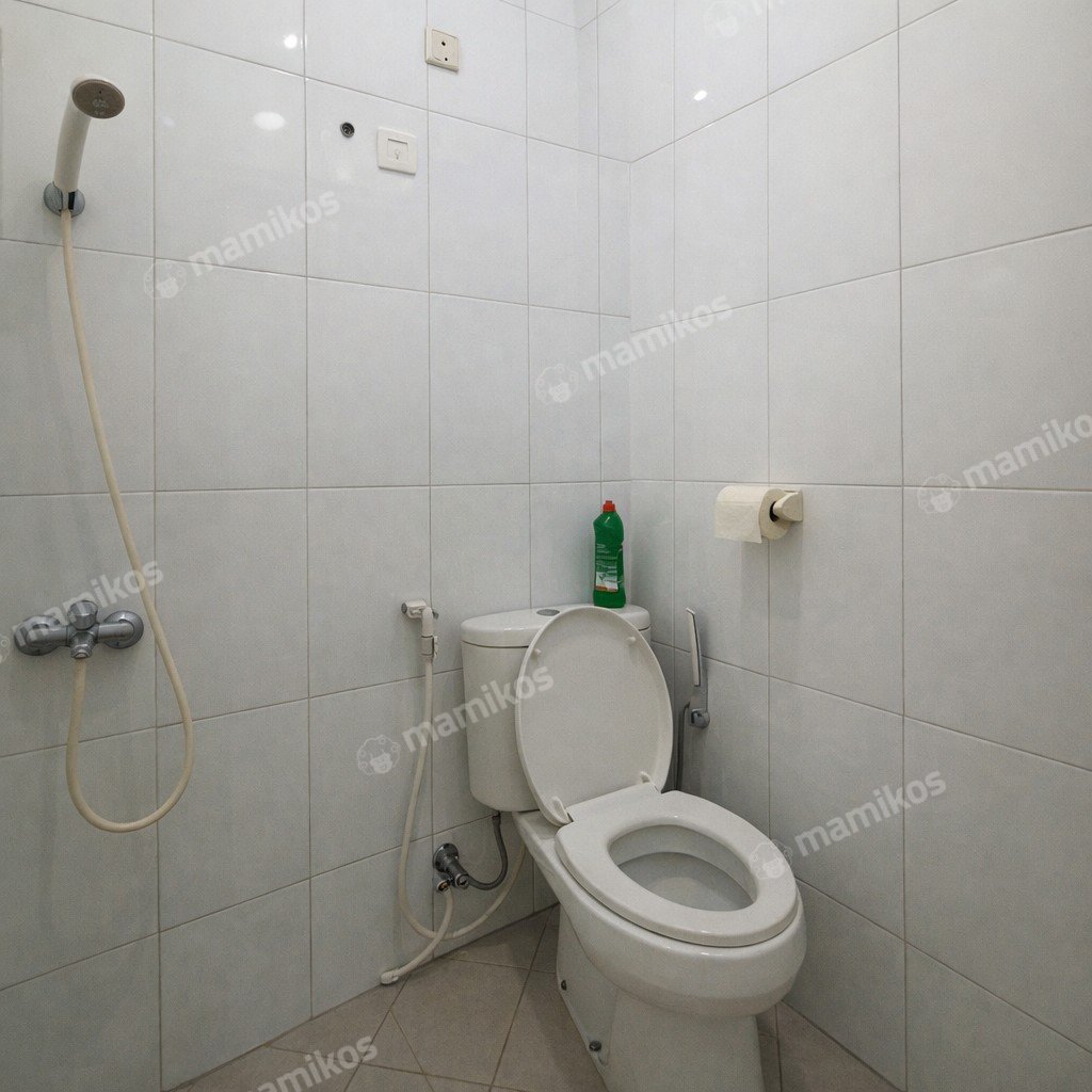 Rumah Sertifikat SHM 4 Kamar Tidur 2 Kamar Mandi Kota Wisata Jakarta Timur - Photo 2