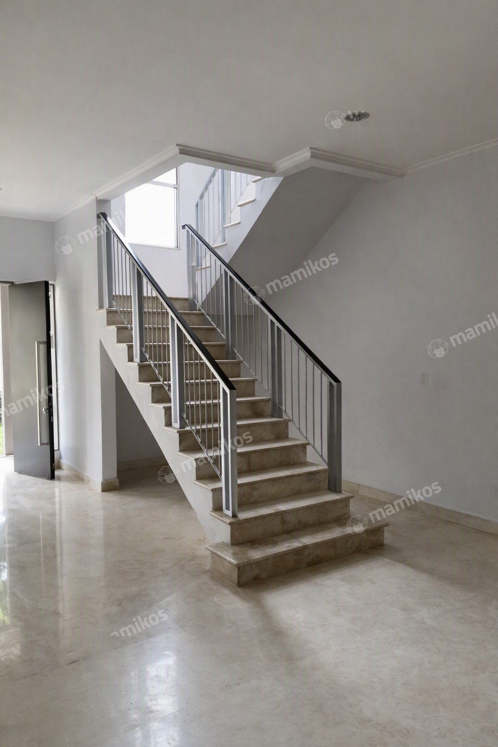 Rumah Sertifikat HGB 3 Kamar Tidur 2 Kamar Mandi Golf Island Jakarta Utara - Photo 2