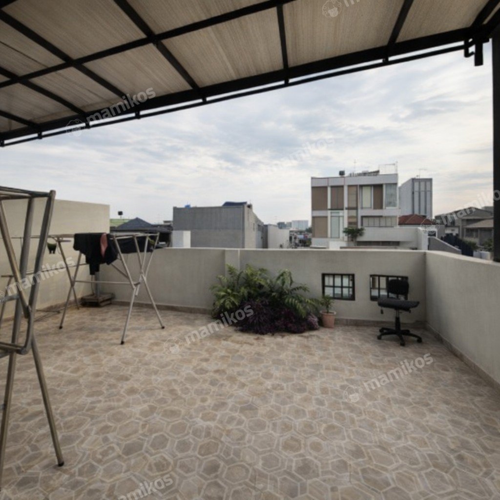 Rumah Sertifikat SHM 5 Kamar Tidur 3 Kamar Mandi Taman Ratu Jakarta Barat - Photo 2
