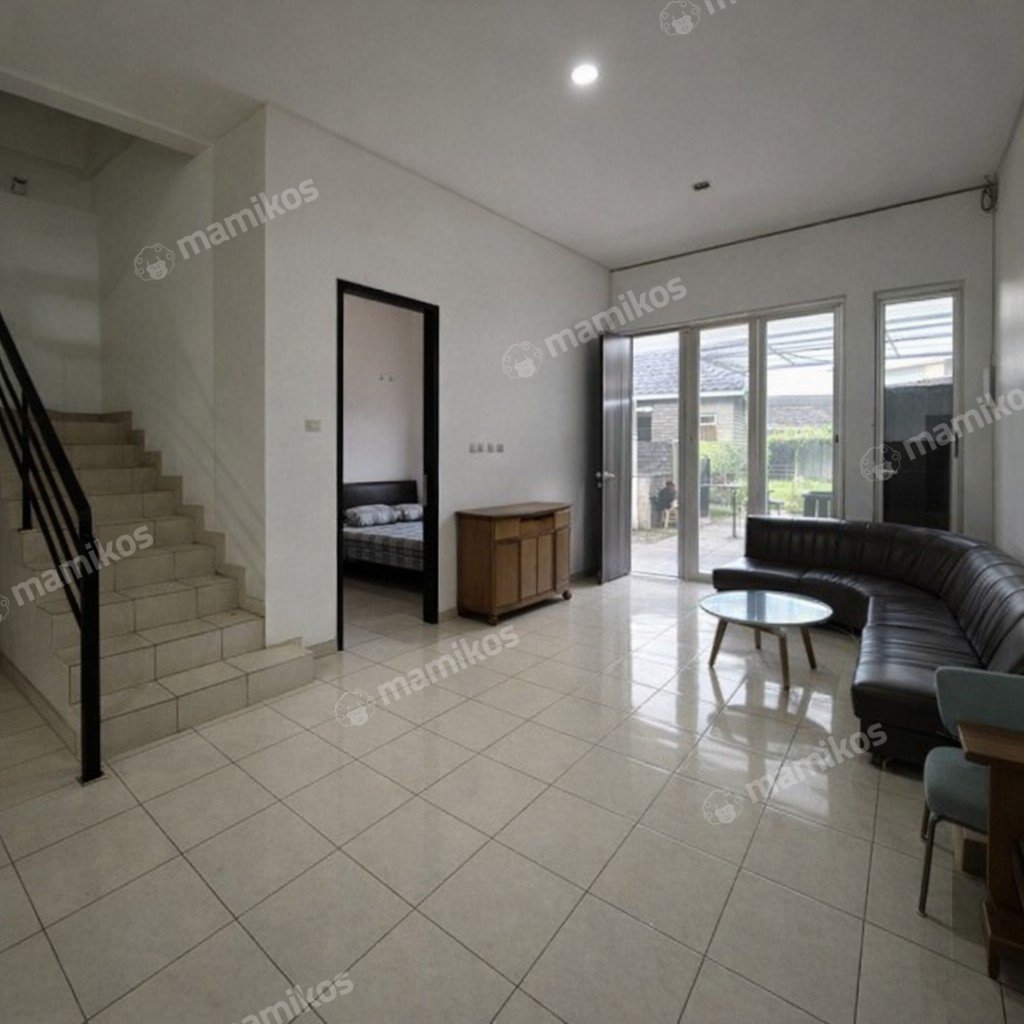 Rumah Sertifikat SHM 5 Kamar Tidur 3 Kamar Mandi Taman Ratu Jakarta Barat - Photo 5