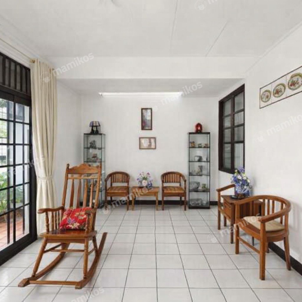Rumah Sertifikat SHM 3 Kamar Tidur 1 Kamar Mandi Puri Indah Jakarta Barat - Photo 3