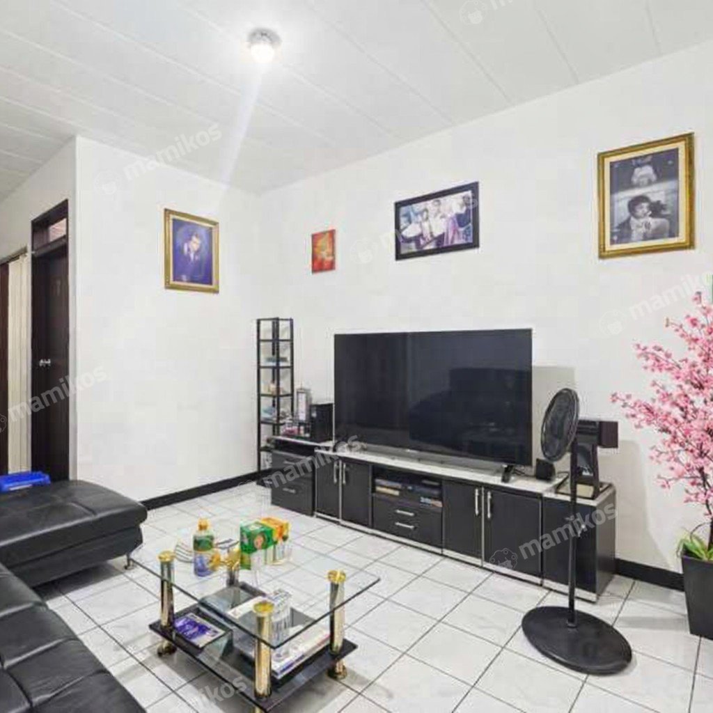 Rumah Sertifikat SHM 3 Kamar Tidur 1 Kamar Mandi Puri Indah Jakarta Barat - Photo 4