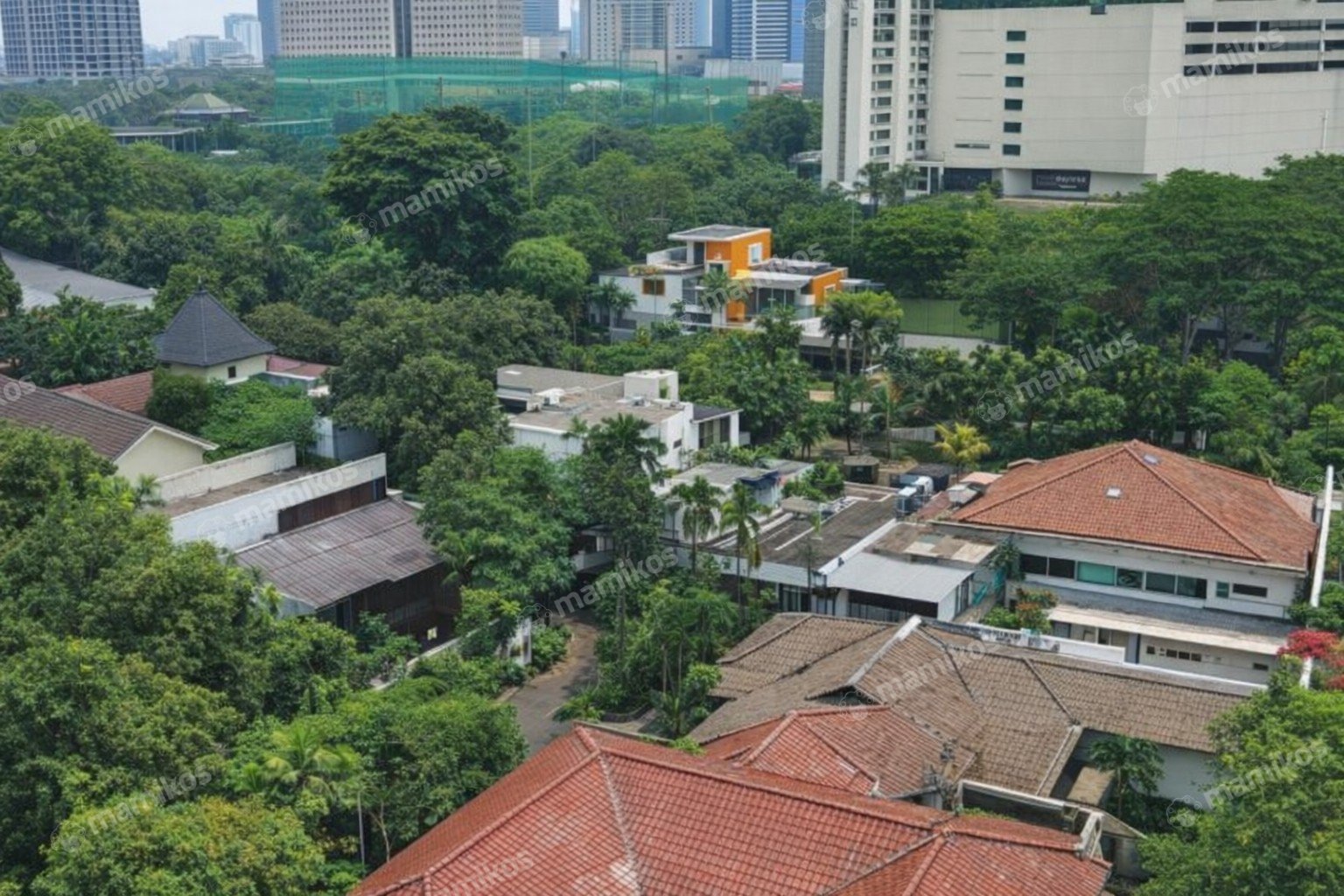Rumah Sertifikat SHM 6 Kamar Tidur 5 Kamar Mandi Senayan Jakarta Selatan