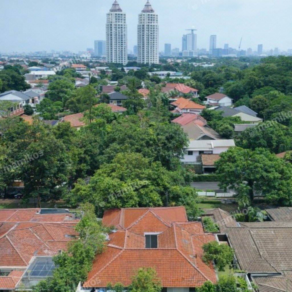 Rumah Sertifikat SHM 6 Kamar Tidur 5 Kamar Mandi Senayan Jakarta Selatan - Photo 2