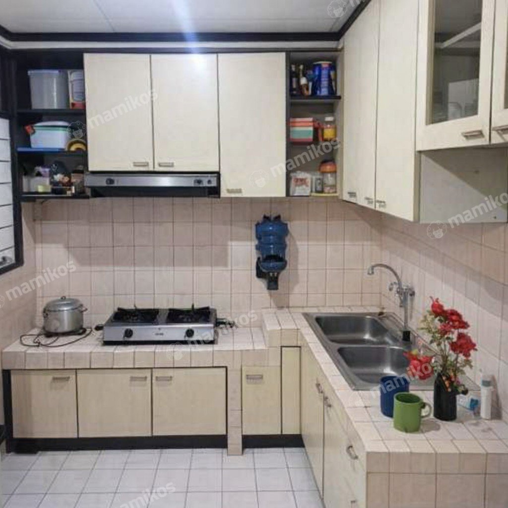 Rumah Sertifikat SHM 3 Kamar Tidur 2 Kamar Mandi Puri Indah Jakarta Barat - Photo 3