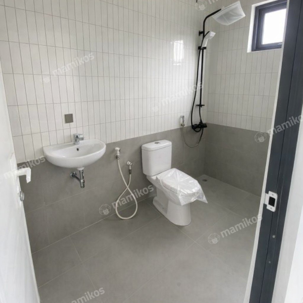 Rumah Sertifikat SHM 3 Kamar Tidur 3 Kamar Mandi Green garden Jakarta Barat - Photo 5