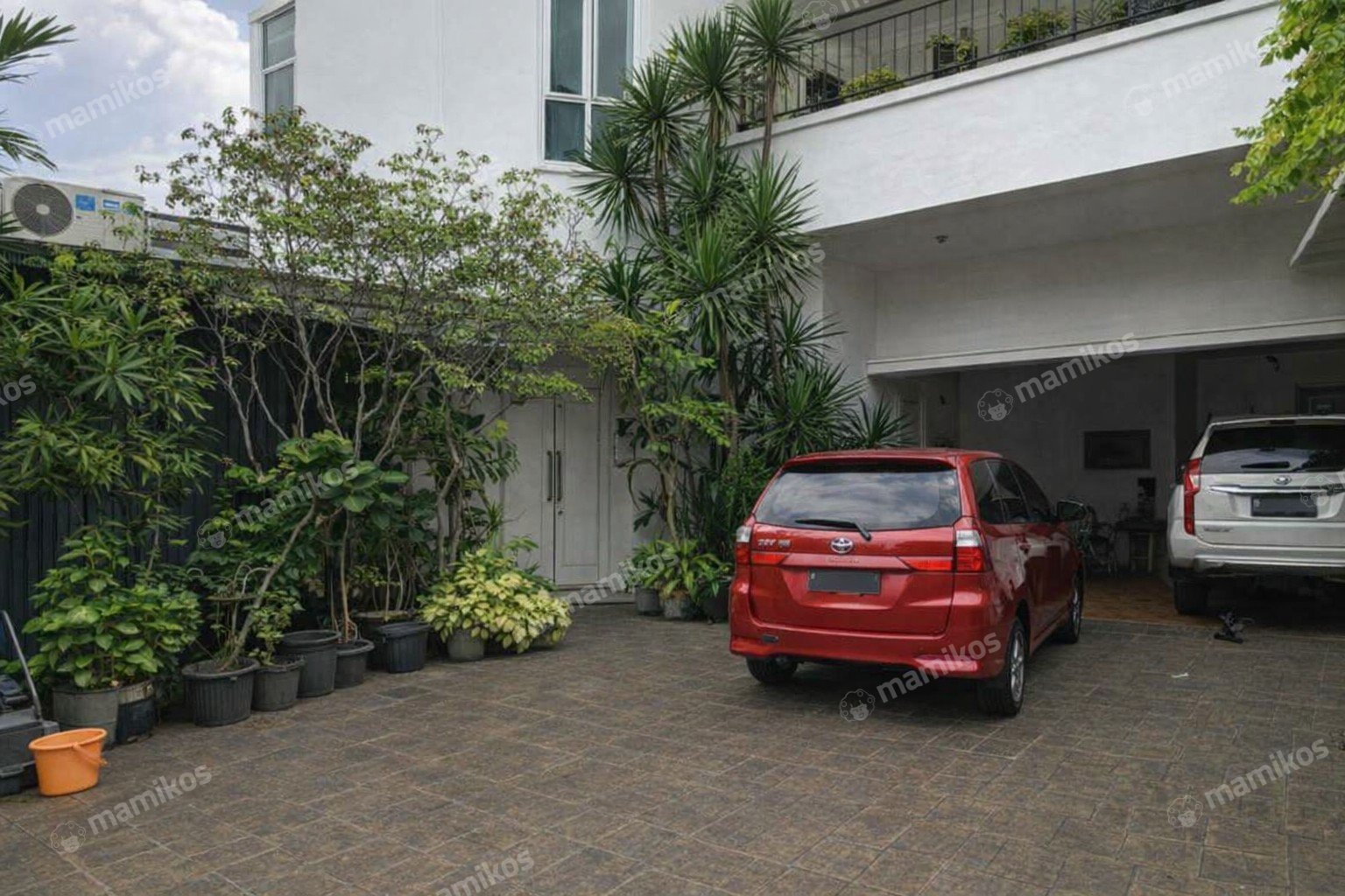 Rumah Sertifikat SHM 5 Kamar Tidur 6 Kamar Mandi Pondok Indah Jakarta Selatan