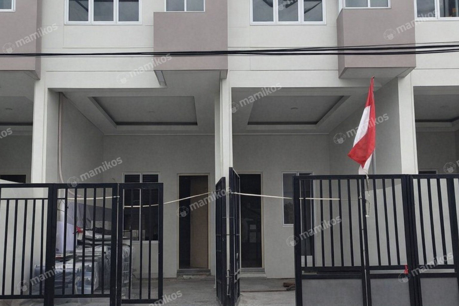 Rumah 3KT 4KM Taman Ratu Jakarta Barat