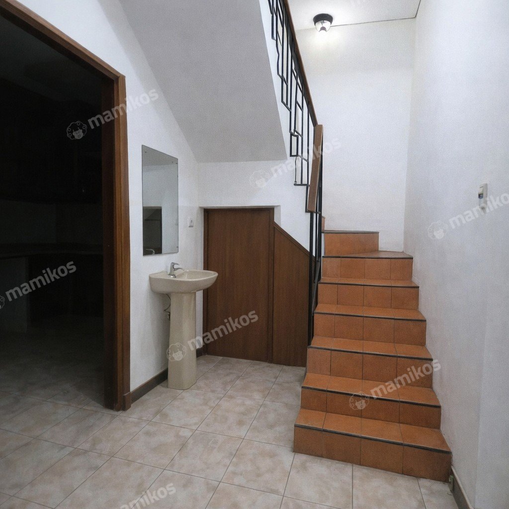 Rumah Sertifikat SHM 4 Kamar Tidur 3 Kamar Mandi Duren Sawit Jakarta Timur - Photo 2
