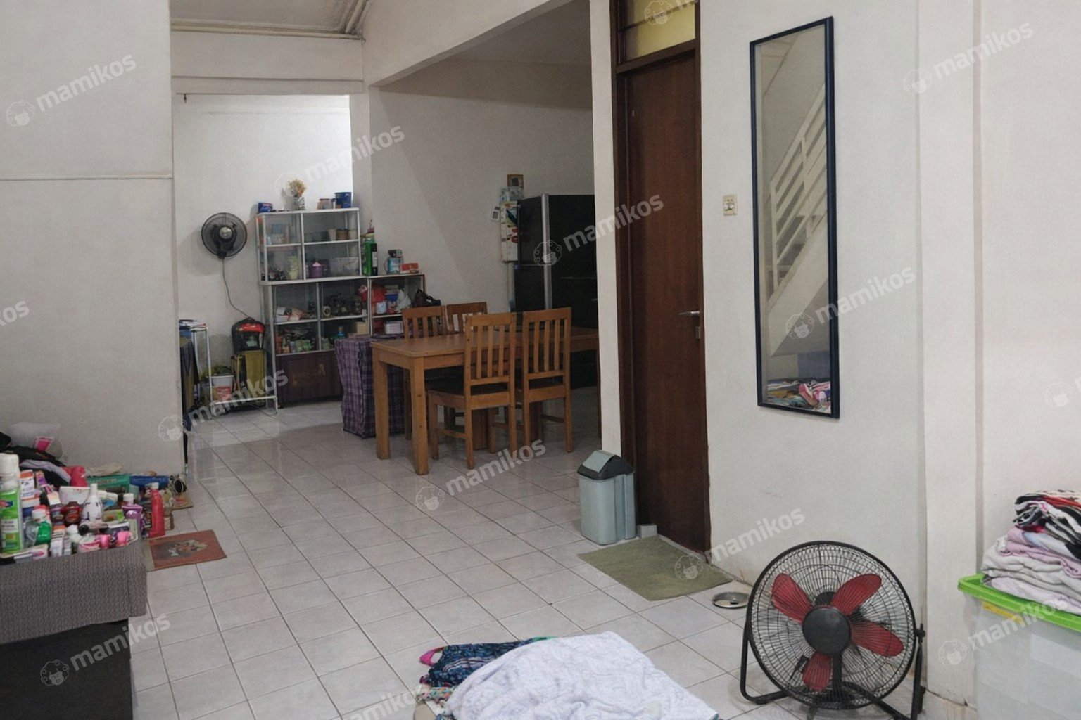 Rumah Sertifikat SHM 4 Kamar Tidur 3 Kamar Mandi Metland Puri Jakarta Barat