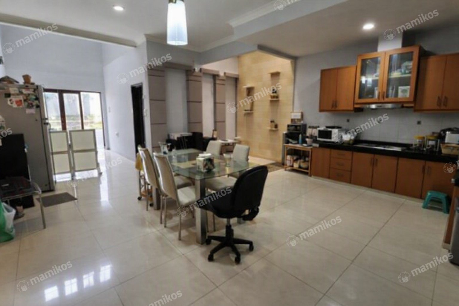 Rumah Sertifikat SHM 3 Kamar Tidur 3 Kamar Mandi Kelapa Gading Jakarta Utara - Photo 3