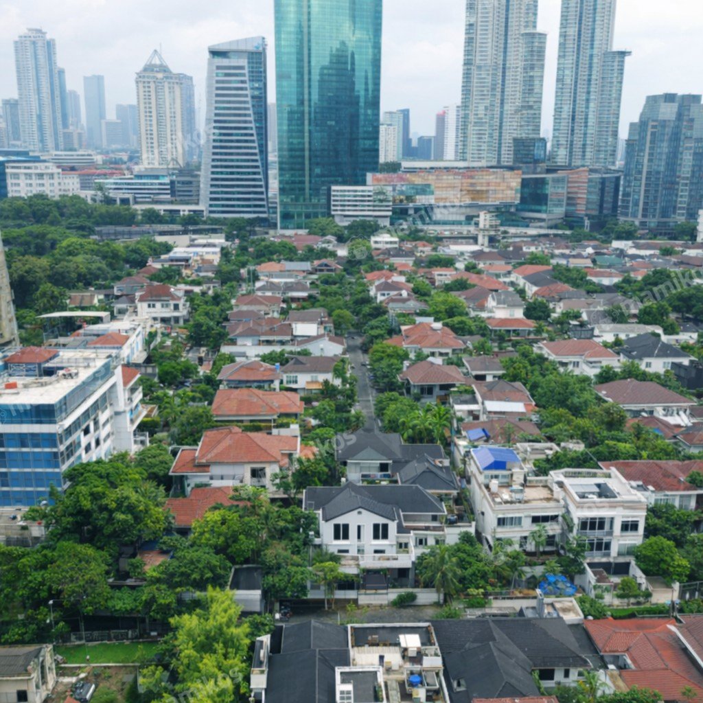 Rumah Sertifikat SHM 5 Kamar Tidur 3 Kamar Mandi Mega Kuningan Jakarta Selatan - Photo 2