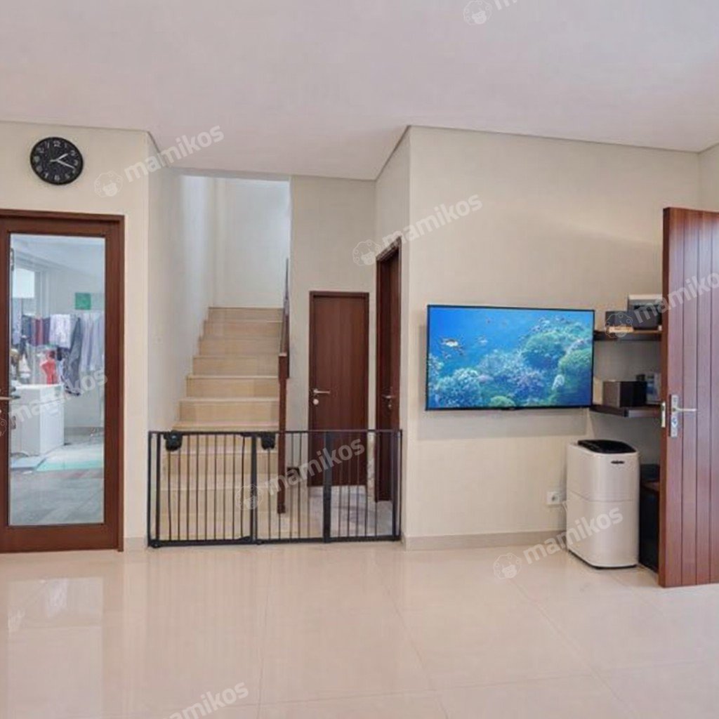 Rumah 3 Kamar Tidur 2 Kamar Mandi 2 Lantai Cibubur Jakarta Timur - Photo 3