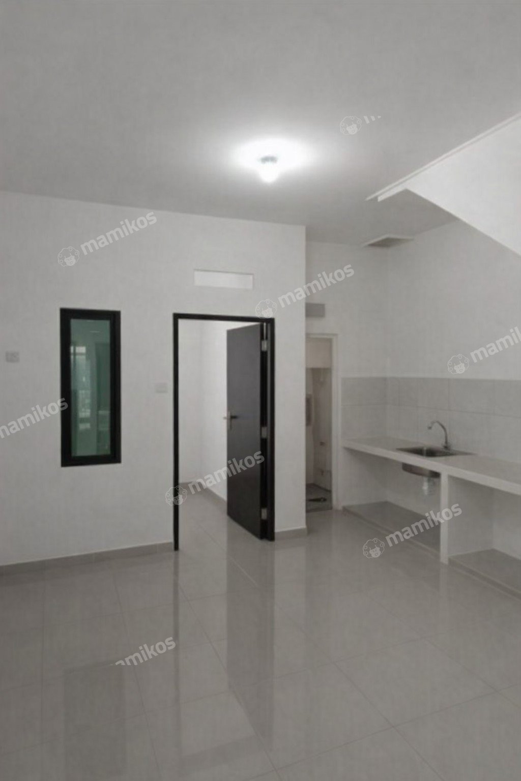 Rumah Sertifikat SHM 4 Kamar Tidur 3 Kamar Mandi Tanjung Duren Jakarta Barat - Photo 3
