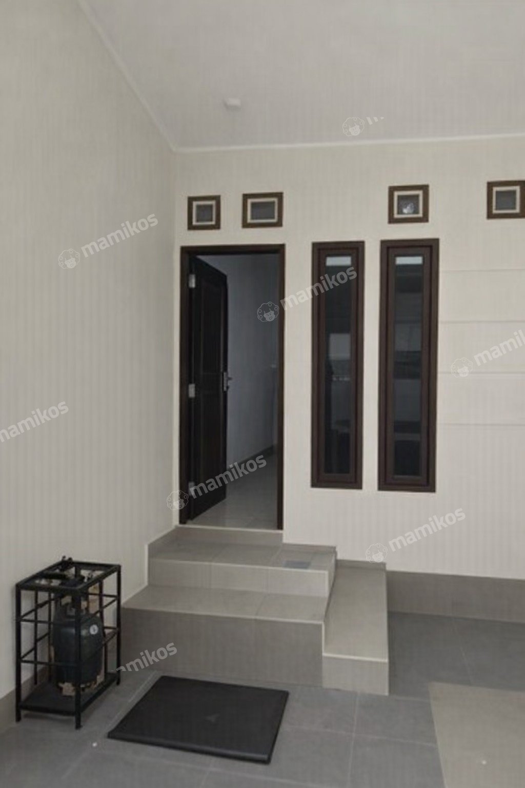 Rumah Sertifikat SHM 4 Kamar Tidur 3 Kamar Mandi Tanjung Duren Jakarta Barat - Photo 4