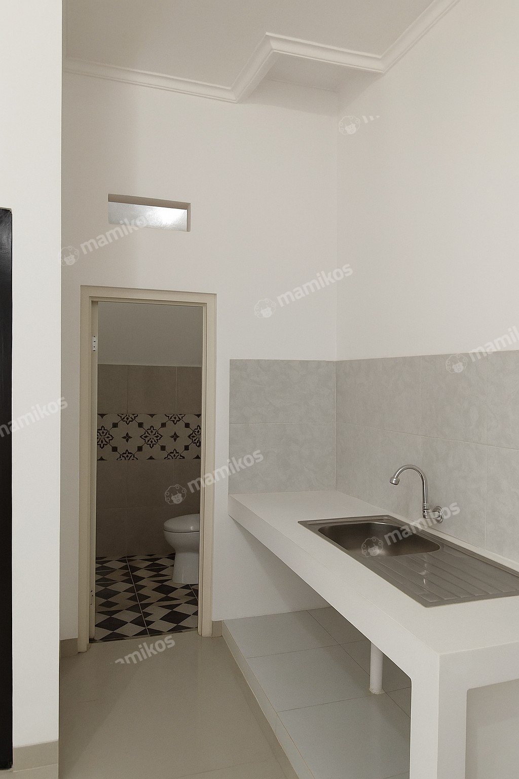 Rumah Sertifikat SHM 4 Kamar Tidur 3 Kamar Mandi Tanjung Duren Jakarta Barat - Photo 5