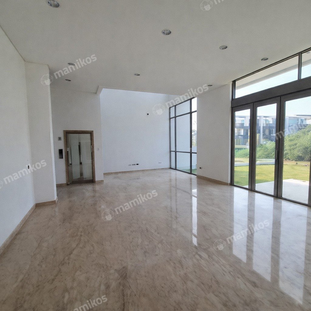 Rumah 7 Kamar Tidur 8 Kamar Mandi 3 Lantai Golf Island Jakarta Utara - Photo 4