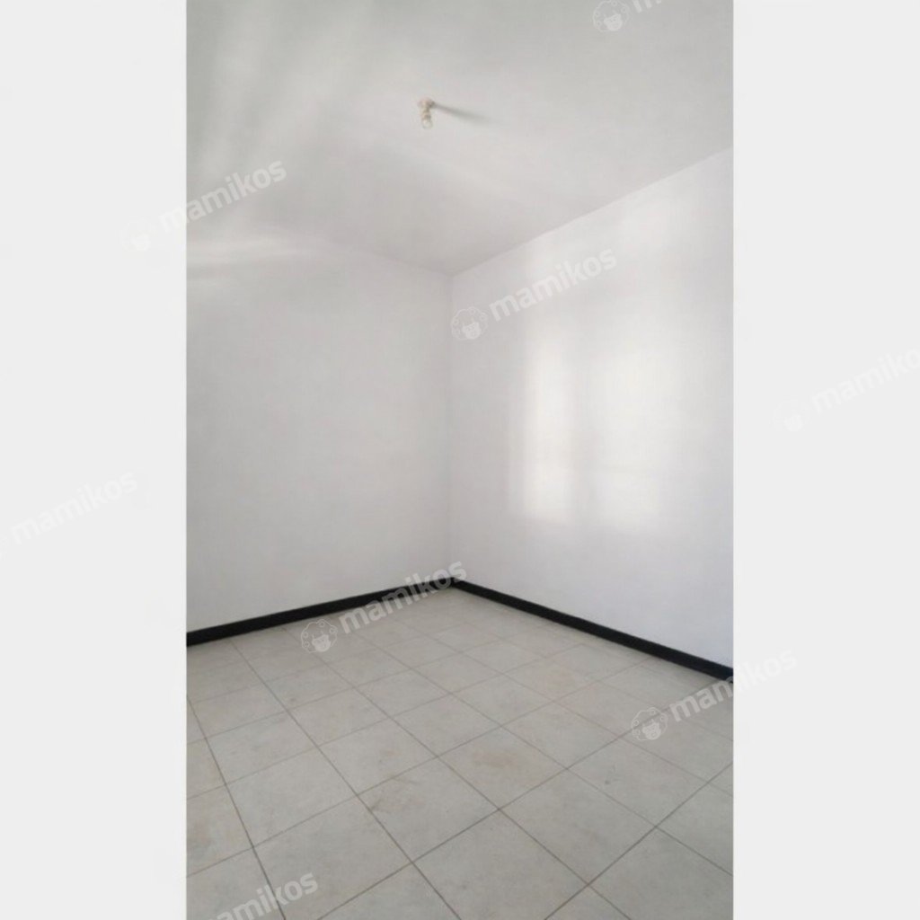 Rumah Sertifikat SHM 5 Kamar Tidur 2 Kamar Mandi Tomang Jakarta Barat - Photo 4