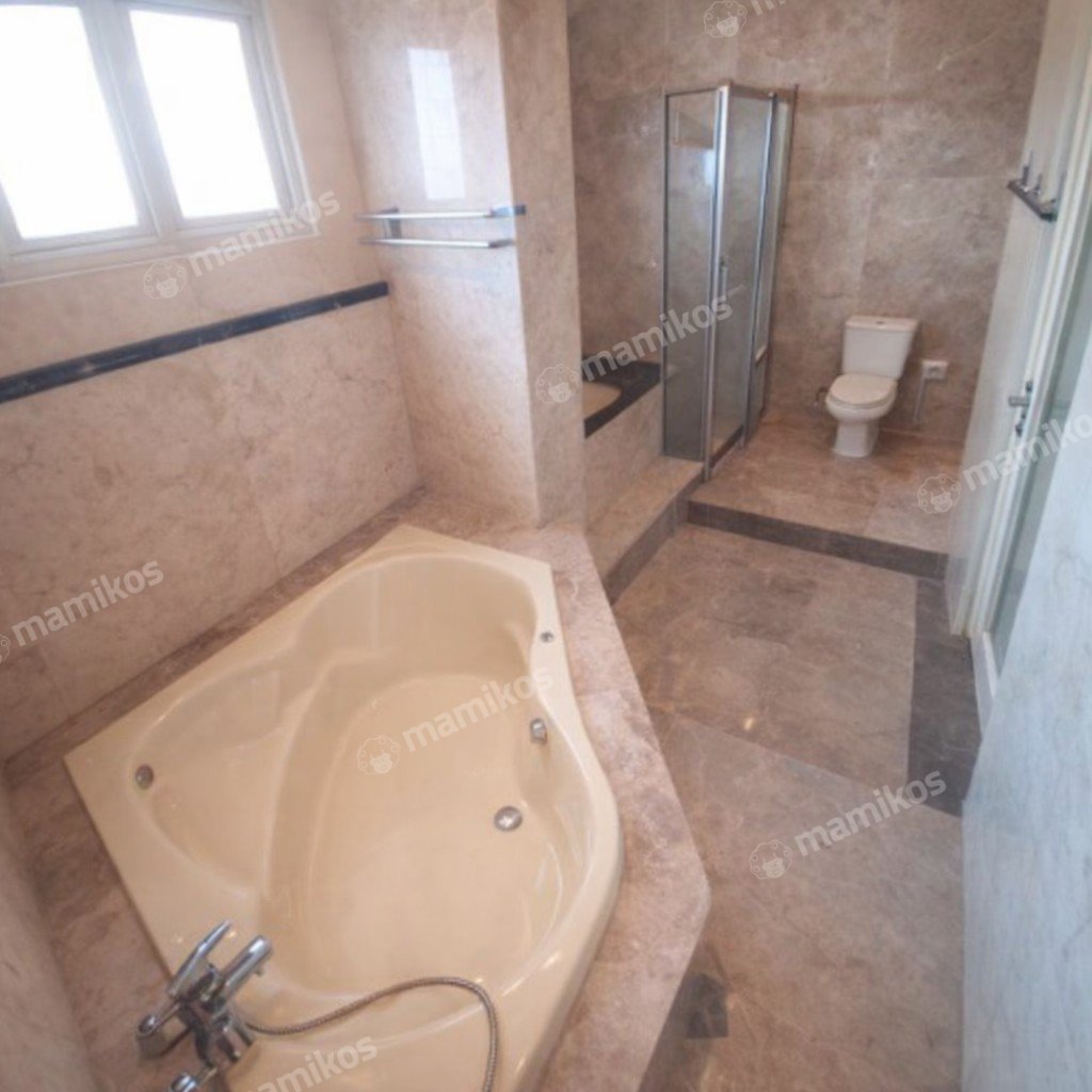 Rumah Sertifikat SHM 4 Kamar Tidur 4 Kamar Mandi Cipete Jakarta Selatan - Photo 5