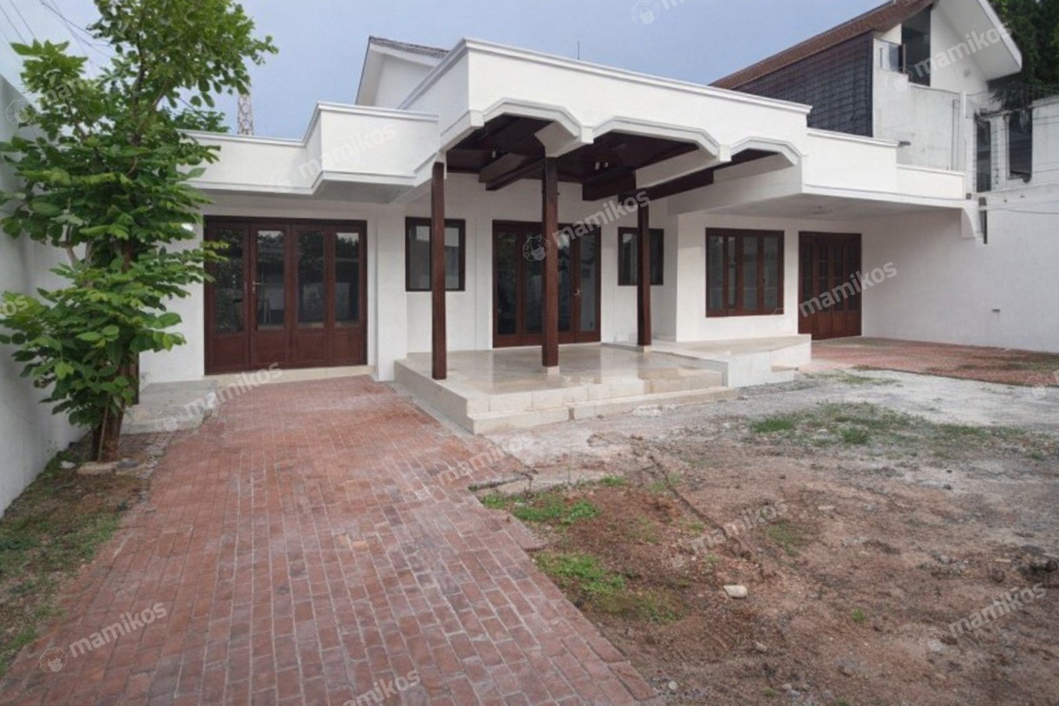 Rumah Sertifikat SHM 5 Kamar Tidur 3 Kamar Mandi Joglo Jakarta Barat - Photo 3