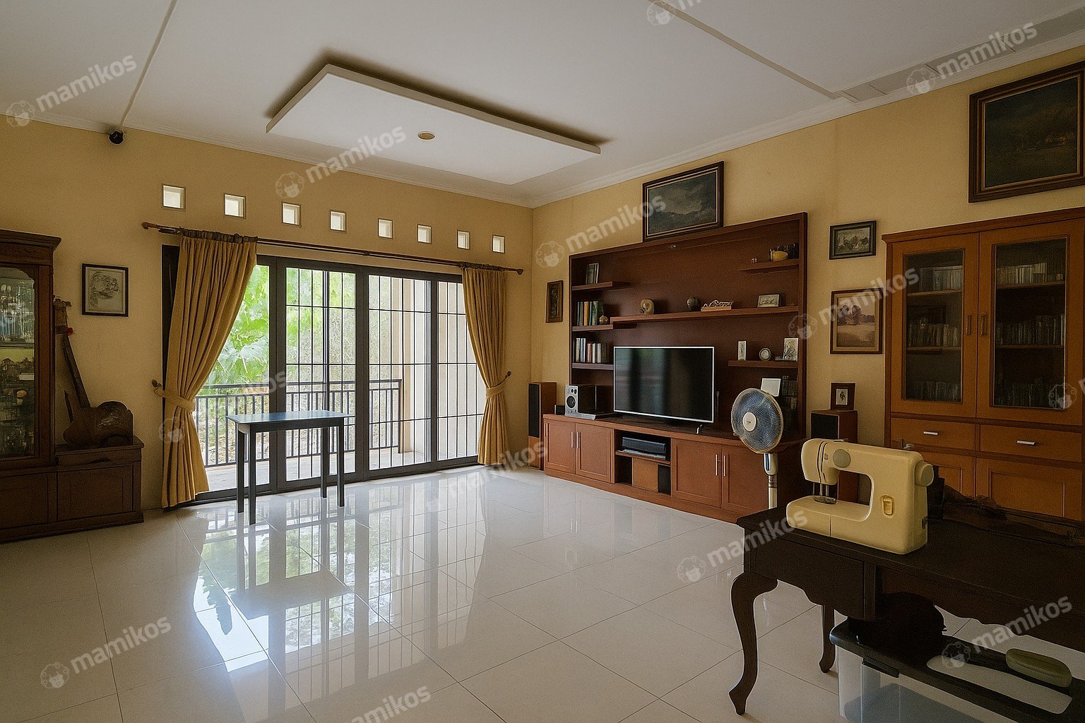 Rumah Sertifikat SHM 6 Kamar Tidur 4 Kamar Mandi Bambu Apus Jakarta Timur - Photo 5
