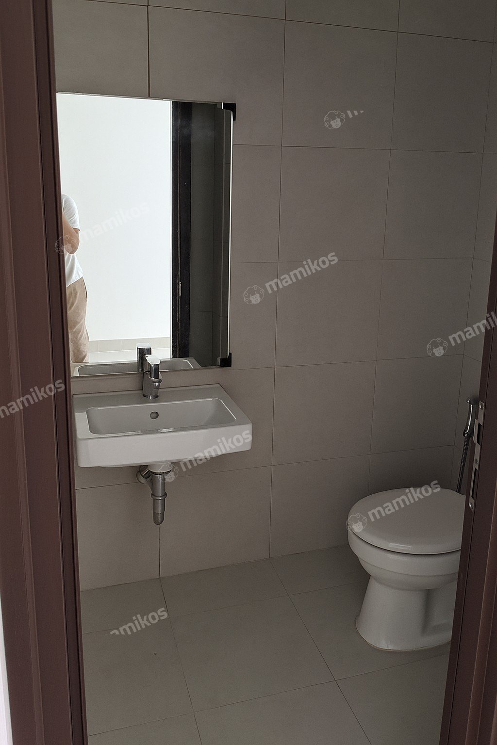 Rumah Sertifikat PPJB 2 Kamar Tidur 2 Kamar Mandi Pantai Indah Kapuk Jakarta Utara - Photo 2