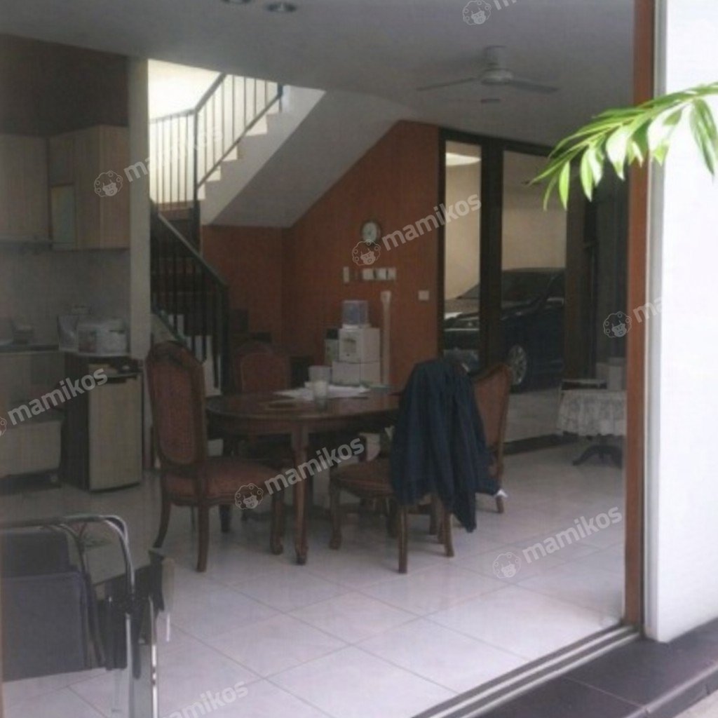 Rumah Sertifikat HGB 4 Kamar Tidur 4 Kamar Mandi Kembangan Jakarta Barat - Photo 3