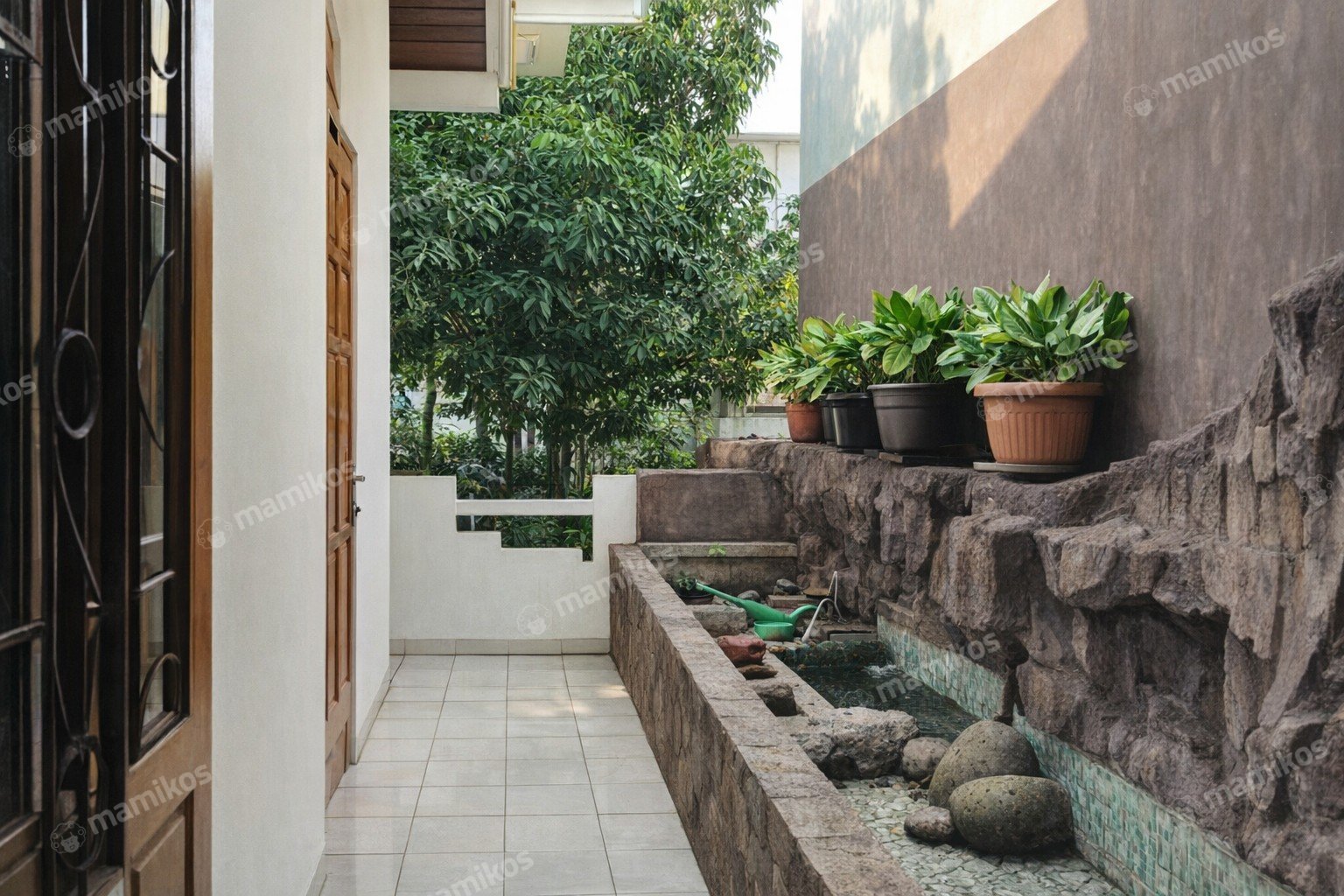 Rumah Sertifikat SHM 7 Kamar Tidur 5 Kamar Mandi Jelambar Jakarta Barat - Photo 3