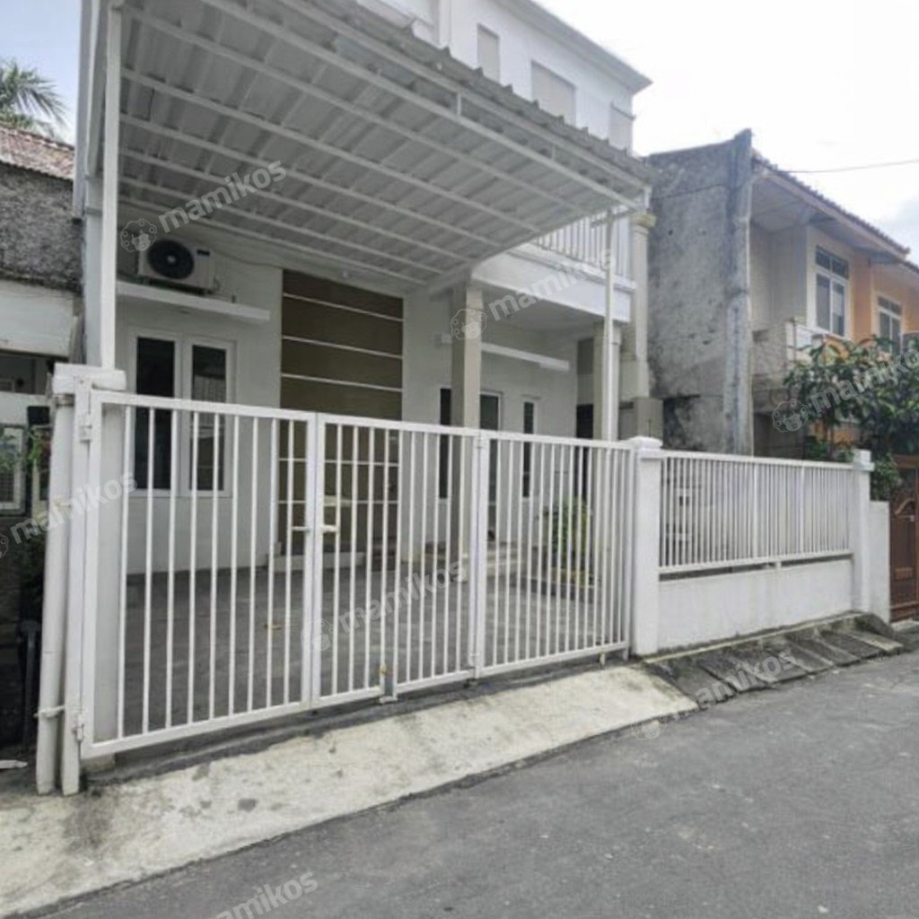 Rumah Sertifikat SHM 3 Kamar Tidur 3 Kamar Mandi Tebet Jakarta Selatan - Photo 2