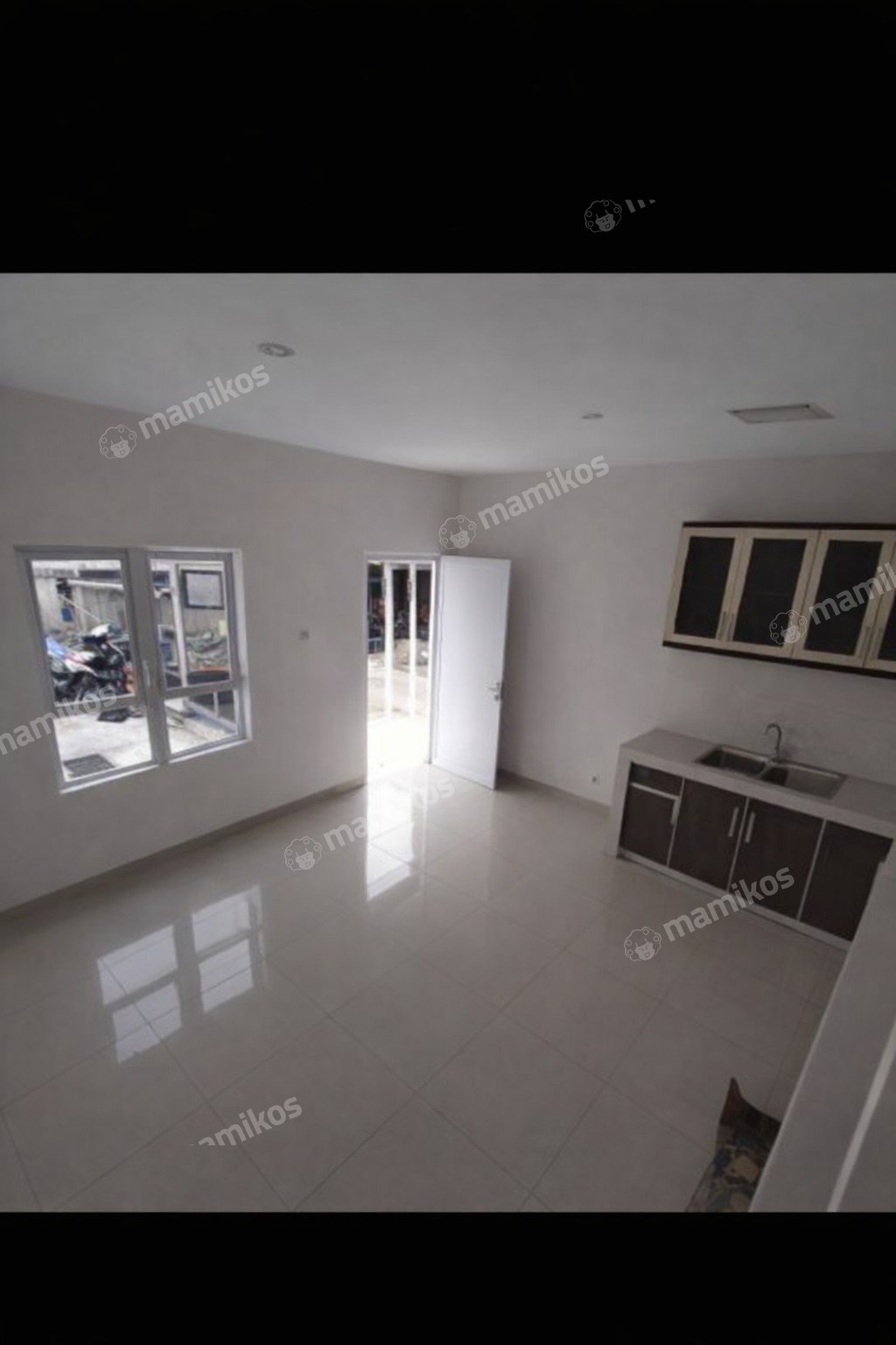 Rumah Sertifikat SHM 1 Kamar Tidur 1 Kamar Mandi Mangga Dua Jakarta Barat - Photo 3