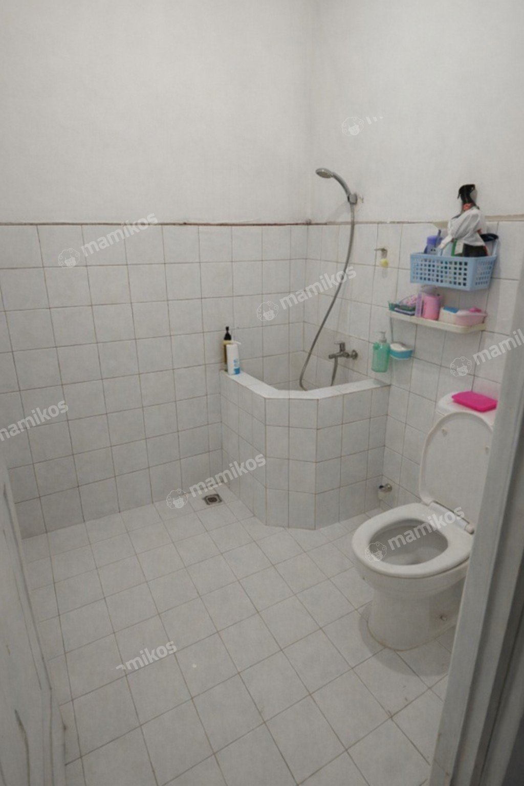 Rumah Sertifikat SHM 9 Kamar Tidur 3 Kamar Mandi Tanjung Duren Jakarta Barat - Photo 4