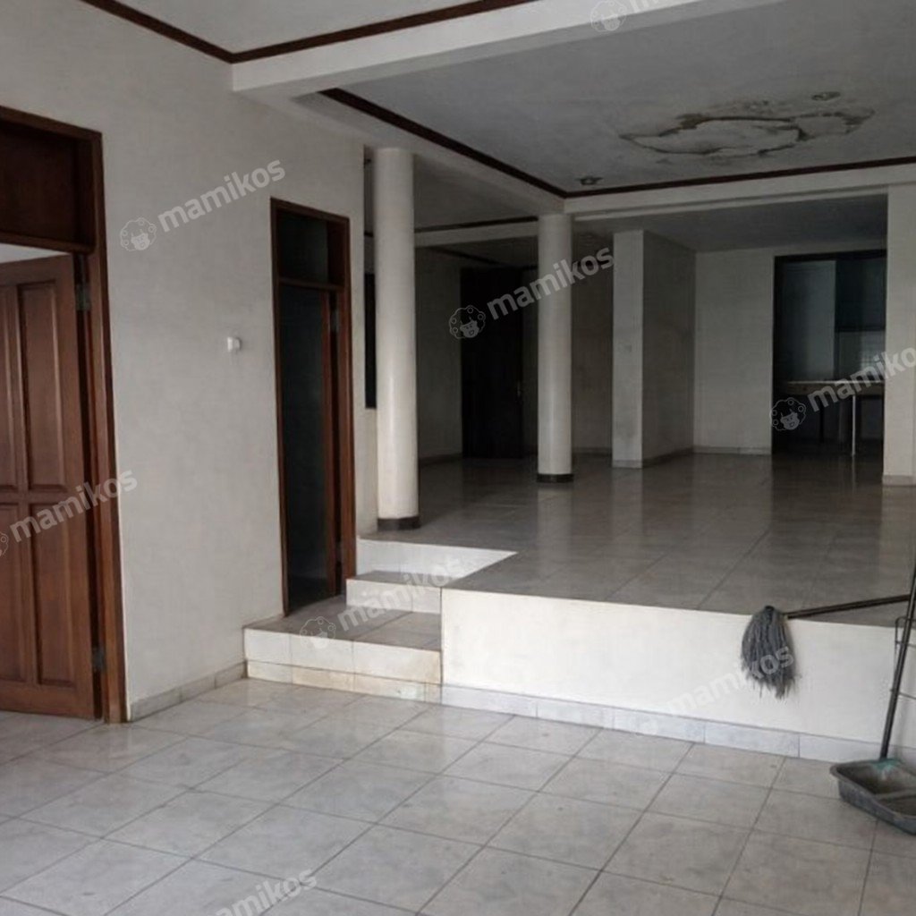 Rumah Sertifikat SHM 4 Kamar Tidur 3 Kamar Mandi Pondok Indah Jakarta Selatan - Photo 4