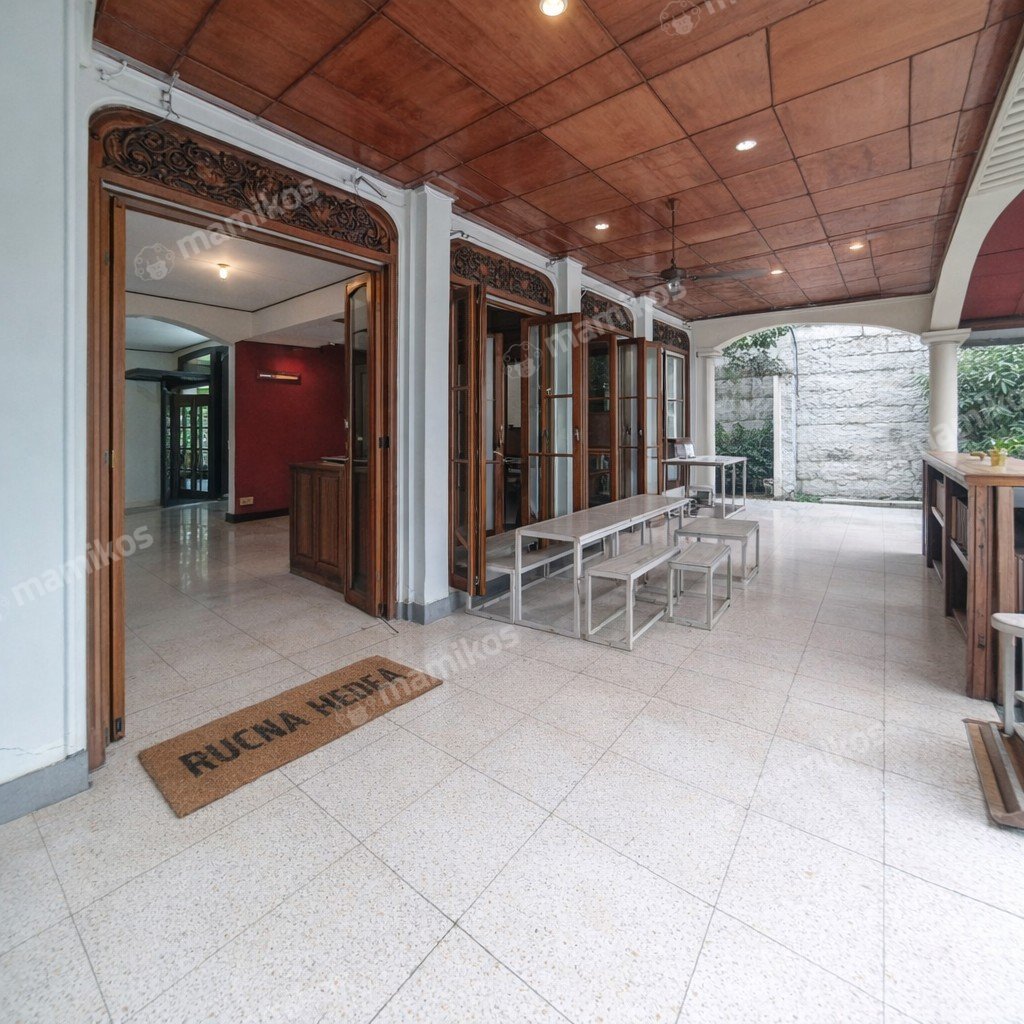 Rumah Sertifikat SHM 4 Kamar Tidur 4 Kamar Mandi Kemang Jakarta Selatan - Photo 3