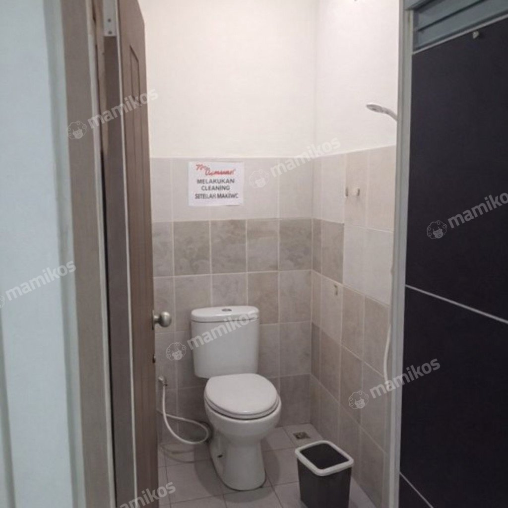 Rumah Sertifikat SHM 9 Kamar Tidur 4 Kamar Mandi Setiabudi Jakarta Selatan - Photo 5