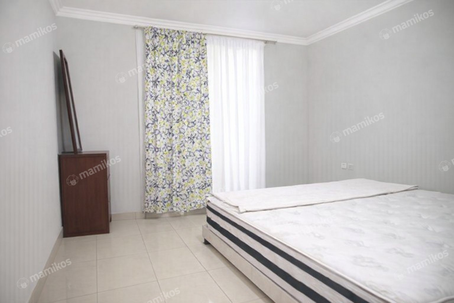 Rumah Sertifikat SHM 4 Kamar Tidur 3 Kamar Mandi Pantai Indah Kapuk Jakarta Utara - Photo 2