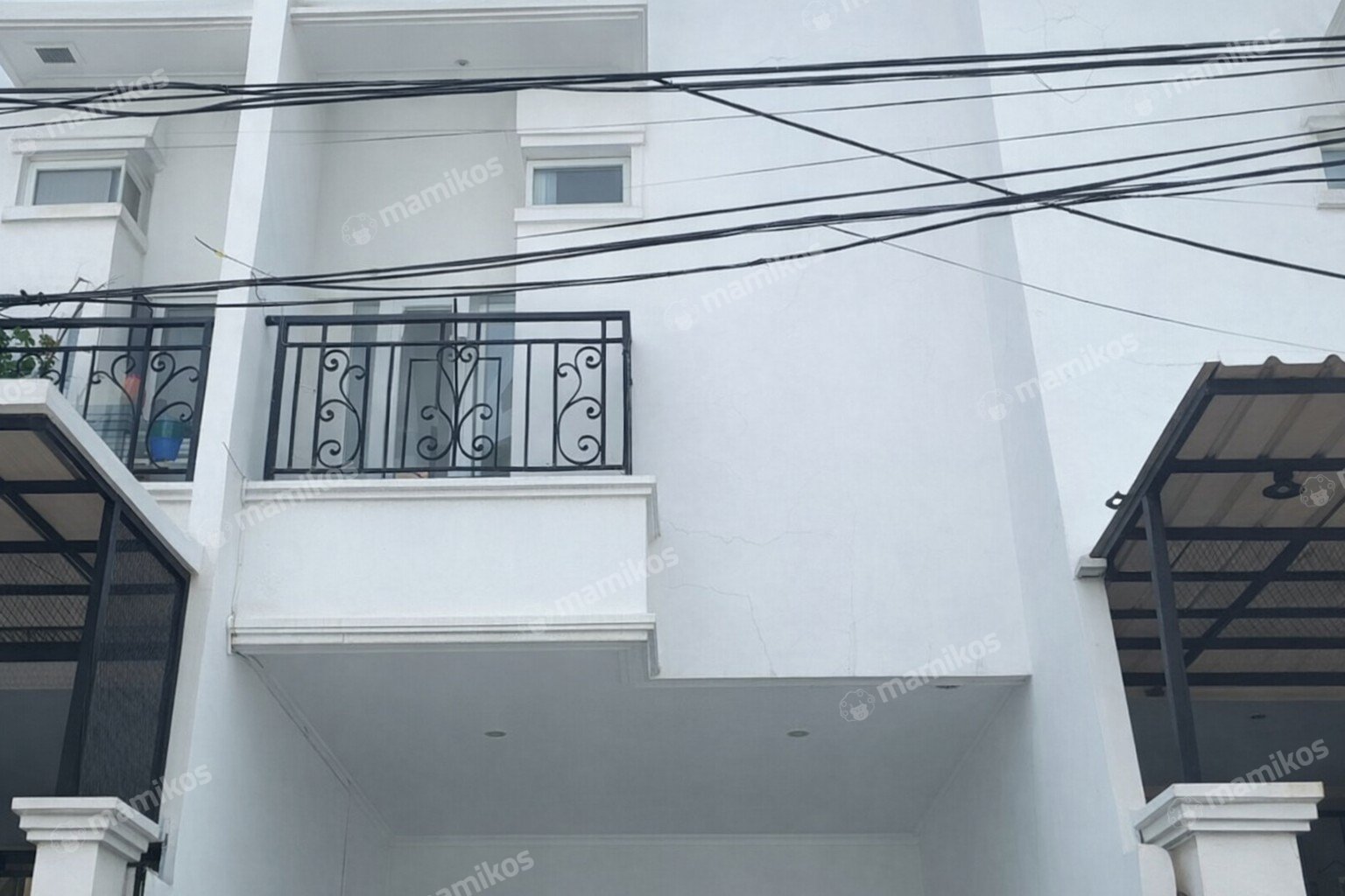 Rumah Sertifikat SHM 3 Kamar Tidur 4 Kamar Mandi Pluit Jakarta Utara