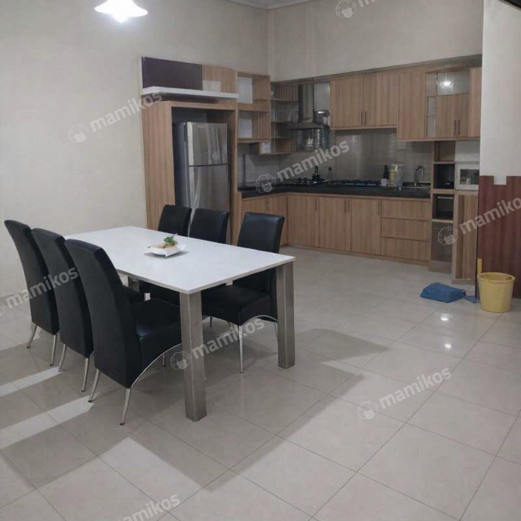 Rumah Sertifikat SHM 4 Kamar Tidur 4 Kamar Mandi Green garden Jakarta Barat - Photo 5