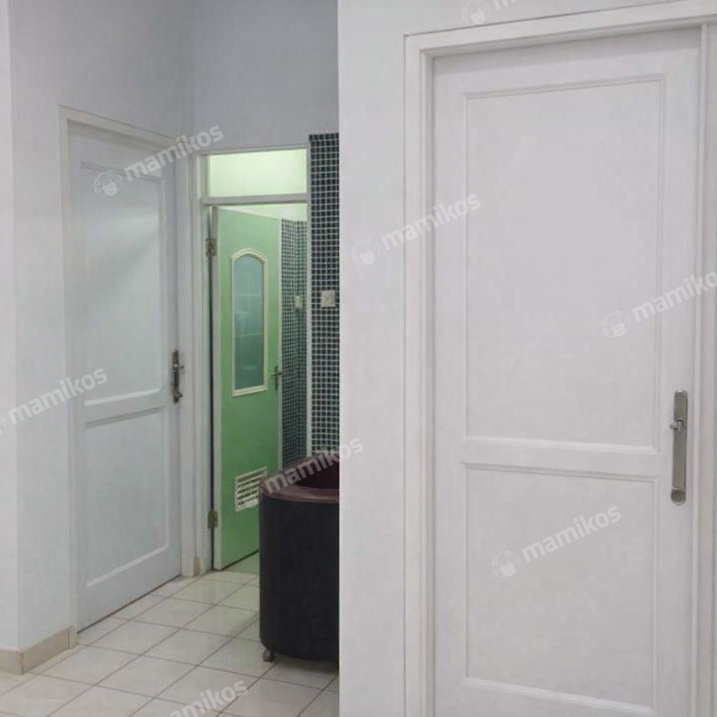 Rumah Sertifikat SHM 2 Kamar Tidur 1 Kamar Mandi Kota Wisata Jakarta Timur - Photo 2