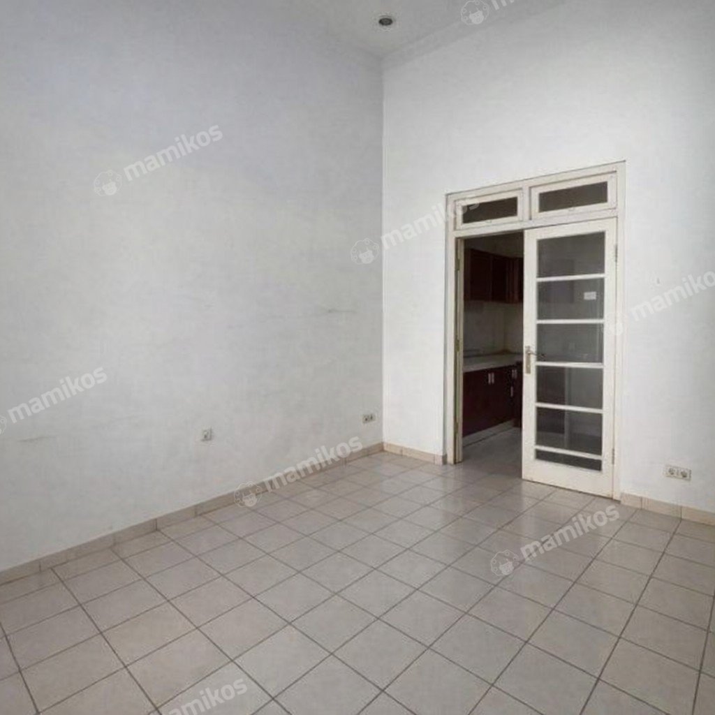 Rumah Sertifikat SHM 2 Kamar Tidur 1 Kamar Mandi Kota Wisata Jakarta Timur - Photo 5