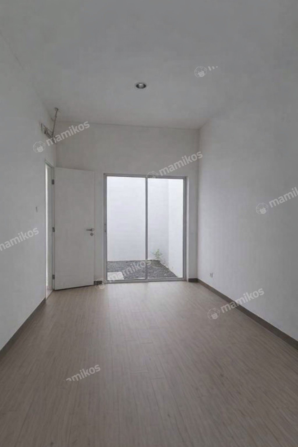 Rumah 4 Kamar Tidur 4 Kamar Mandi 2 Lantai Metland Puri Jakarta Barat - Photo 2