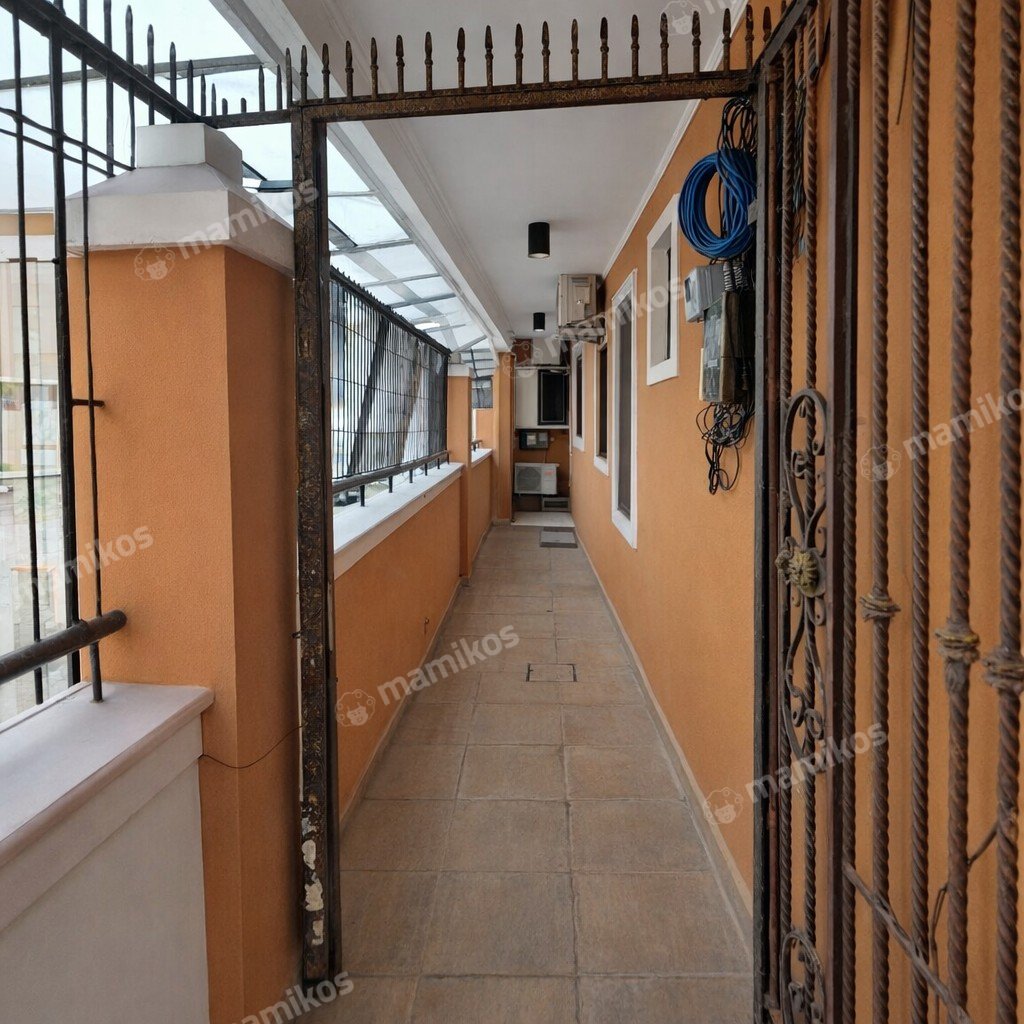 Rumah Sertifikat SHM 4 Kamar Tidur 2 Kamar Mandi Tanjung Duren Jakarta Barat - Photo 5