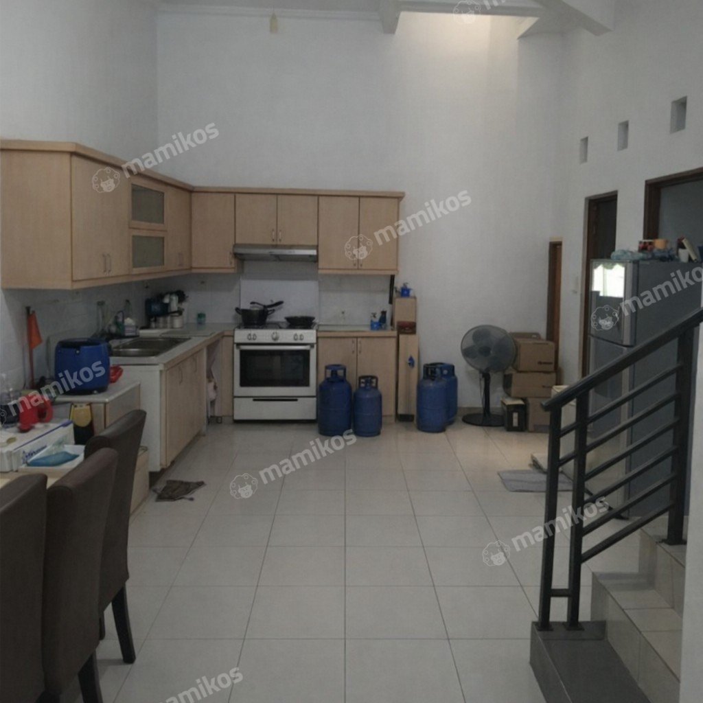 Rumah Sertifikat SHM 3 Kamar Tidur 2 Kamar Mandi Tomang Jakarta Barat - Photo 2