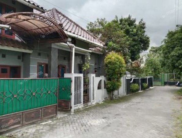 Rumah Sertifikat SHM 3 Kamar Tidur 2 Kamar Mandi Sidoarum Yogyakarta - Photo 3