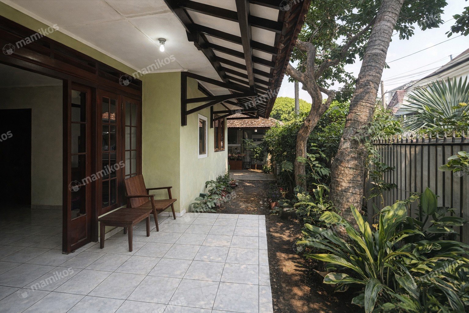 Rumah Sertifikat SHM 4 Kamar Tidur 2 Kamar Mandi Pulo Gadung Jakarta Timur - Photo 3