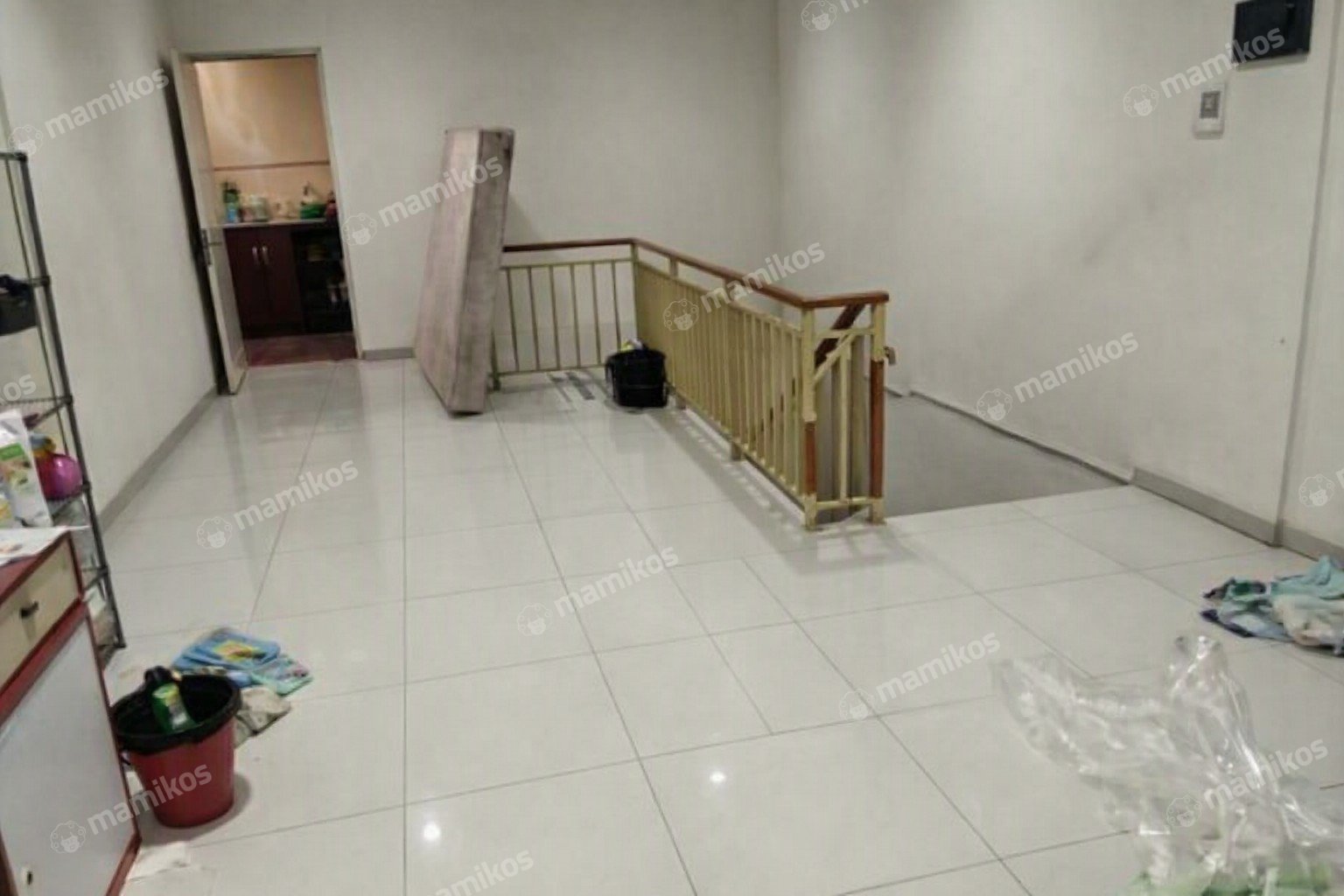 Rumah Sertifikat SHM 5 Kamar Tidur 5 Kamar Mandi Kelapa Gading Jakarta Utara - Photo 4