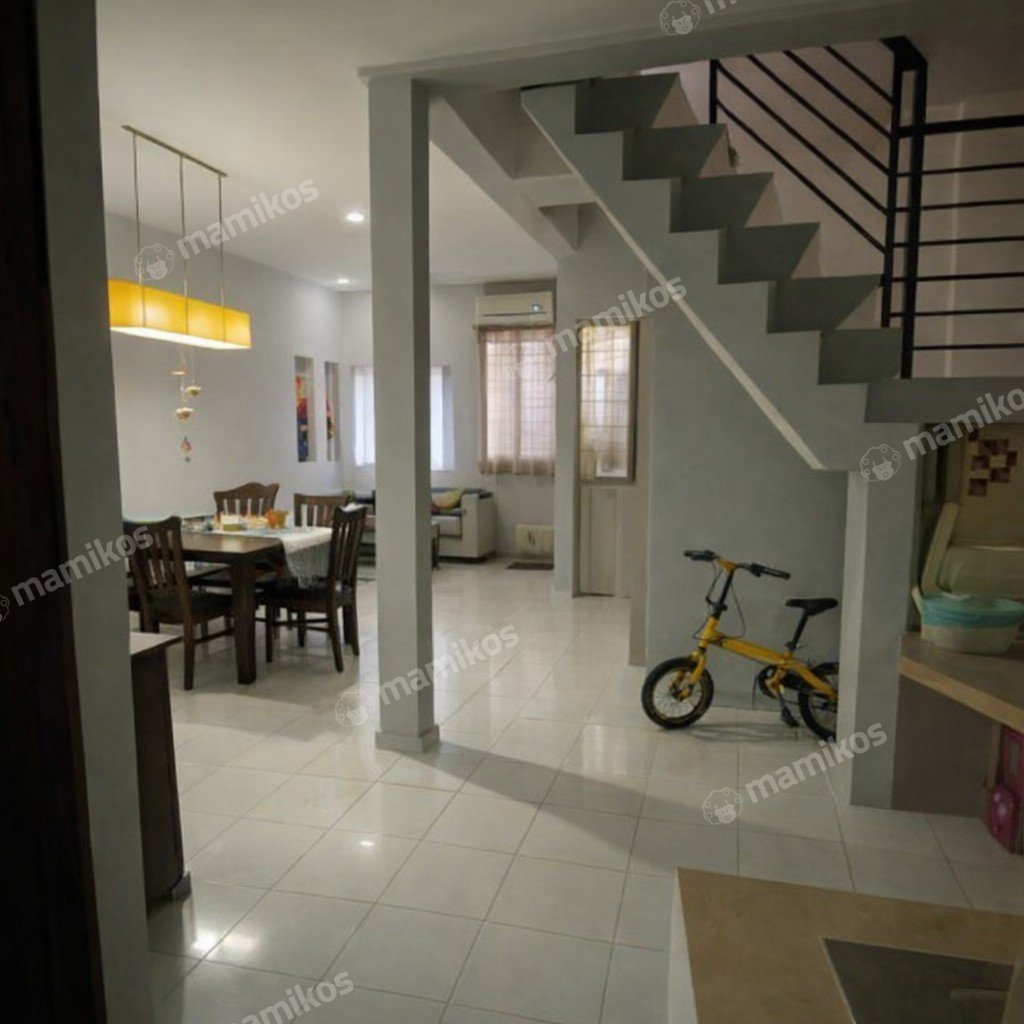 Rumah Sertifikat SHM 4 Kamar Tidur 2 Kamar Mandi Kemanggisan Jakarta Barat - Photo 2
