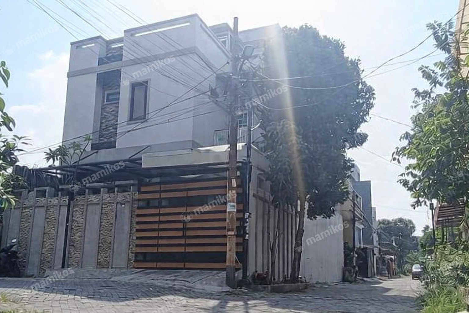 Rumah Sertifikat SHM 4 Kamar Tidur 3 Kamar Mandi Sunter Jakarta Utara