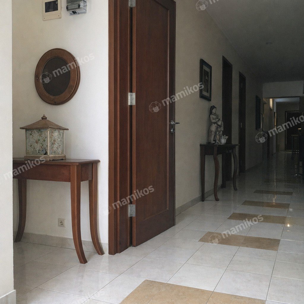 Rumah Sertifikat SHM 6 Kamar Tidur 5 Kamar Mandi Taman Mini Jakarta Timur - Photo 3
